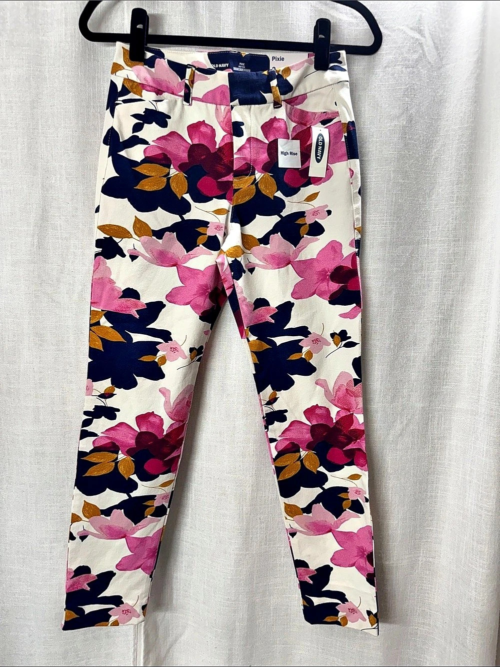 Old Navy Pixie High Rise Floral Leggings in Pink & White Size 2 NWT